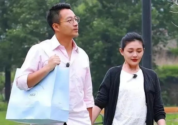  為什么章子怡離婚比大S體面,？三大原因：真女強人，沒前夫揭短,，沒婆婆內(nèi)涵章子怡汪峰的離婚,！